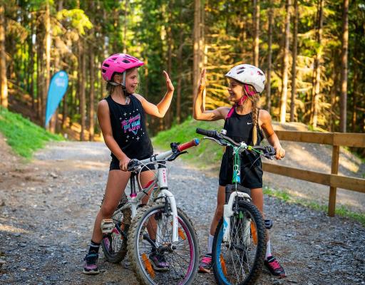 csm_Radfahren_NOCKBIKE_Bike_Area_Obermillstatt_Familie_Millstaetter_See_Sommer__c_Gert_Perauer_MBN_Tourismus__25__0e50b5b9c5 csm_Radfahren_NOCKBIKE_Bike_Area_Obermillstatt_Familie_Millstaetter_See_Sommer__c_Gert_Perauer_MBN_Tourismus__25__0e50b5b9c5
